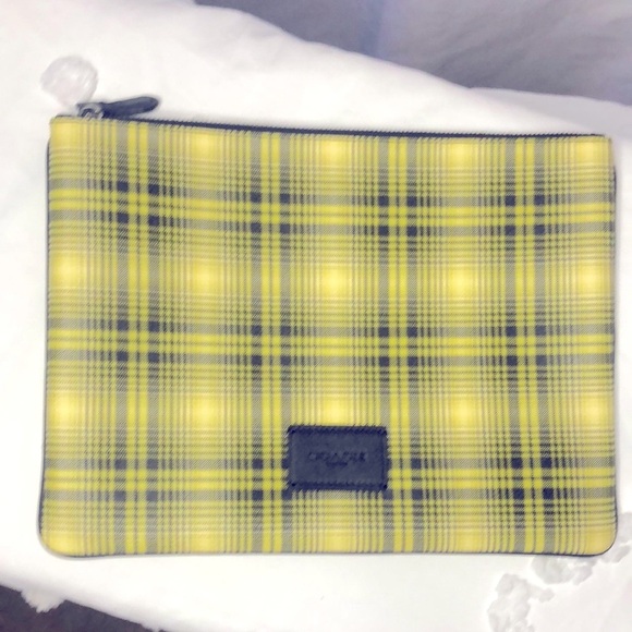 COACH F41349 Neon yellow plaid print coated canvas large clutch/pouch. - Picture 6 of 7